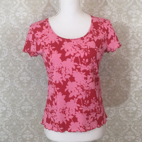 Josephine Chaus Tops - 3/$20{Josephine Chaus}Red/PinkFloralw/RuffleSleeve